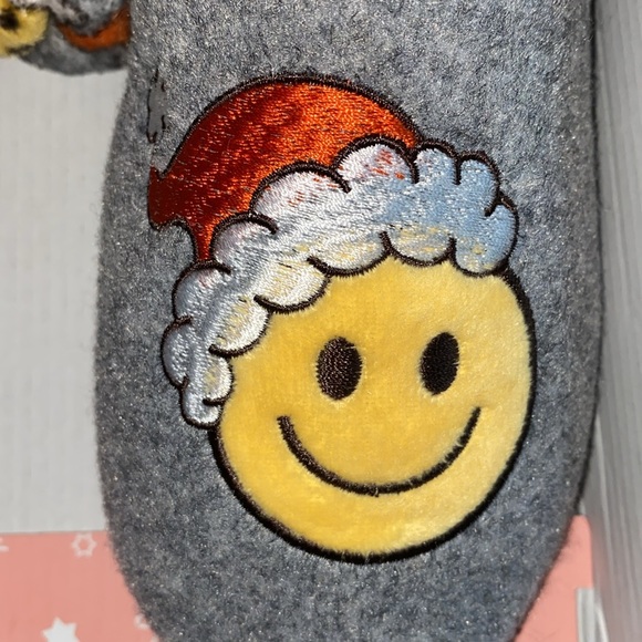 NEW retro slippers and lounge pants gift set large - Picture 6 of 8